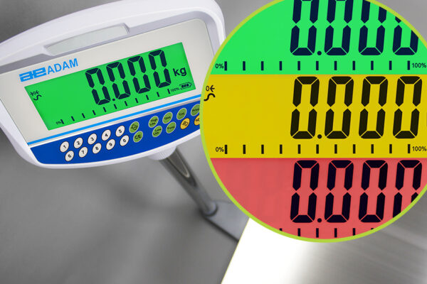 Adam GFK/GFK Bench checkweighing scale seen top down and additional indicator backlight colour callout bubble.