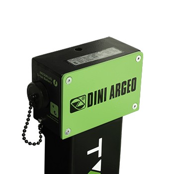 PLUGSENZATAPPO2 Close-up of the INSTAPLUG