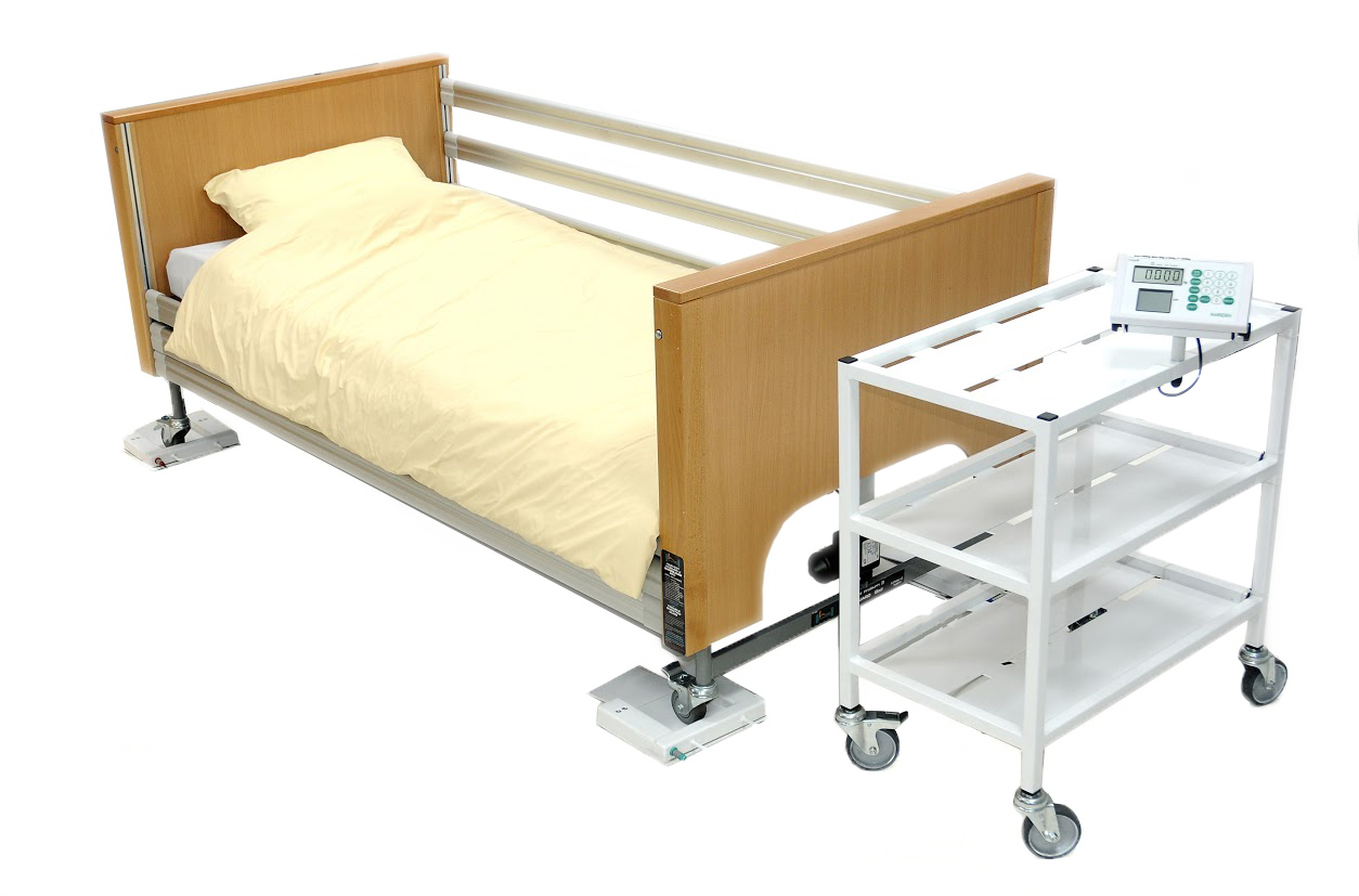 M-950 transparent png Marsden M-950 Medical Bed Scale Main Product Image of a Medical Bed, four small weighing platforms and indicator on white background.
