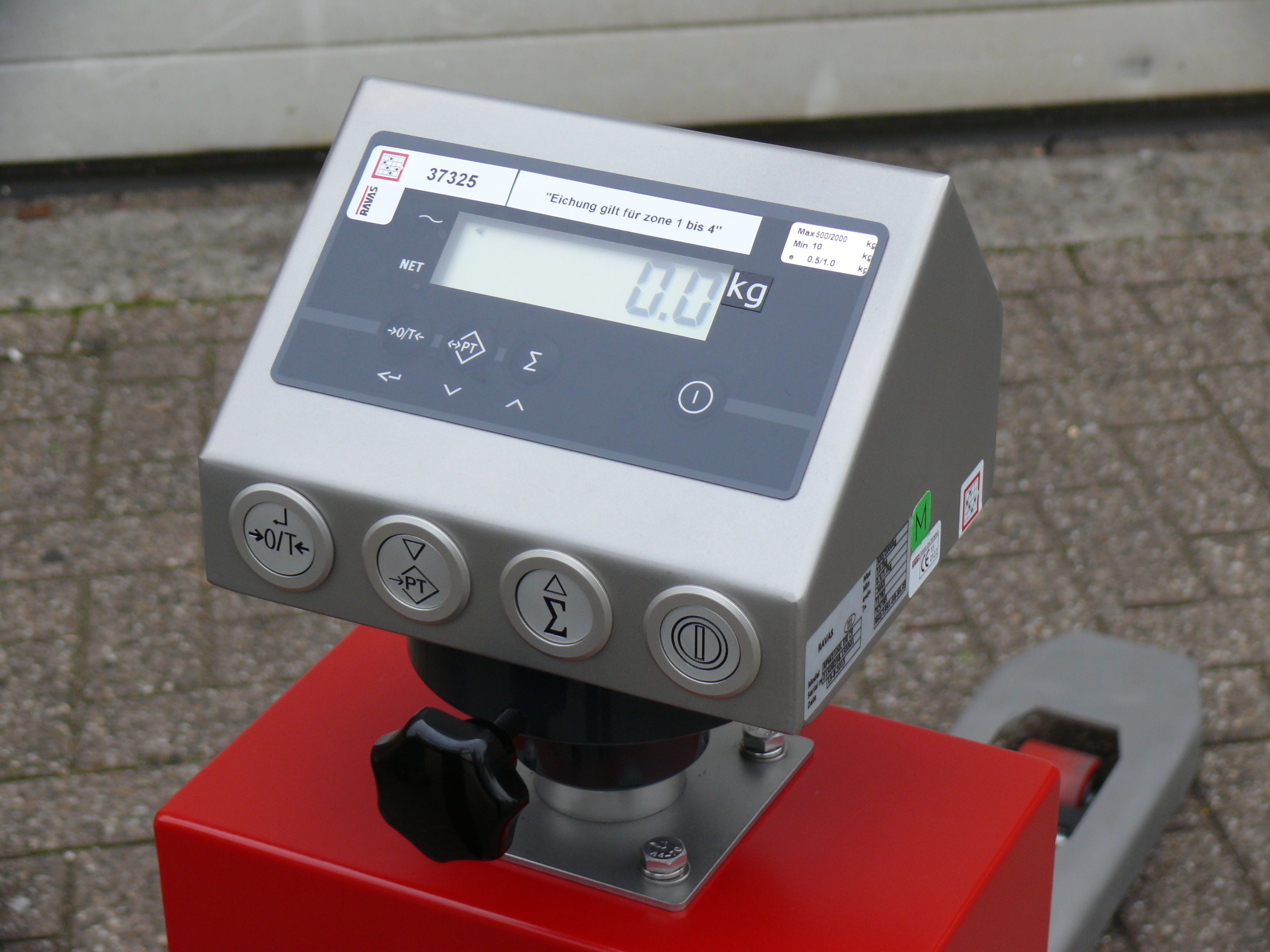 ravas_2100l_exi_ind_drukknop (3) Ravas 2100 EXi ATEX Pallet Truck Scale closeup of ATEX indicator