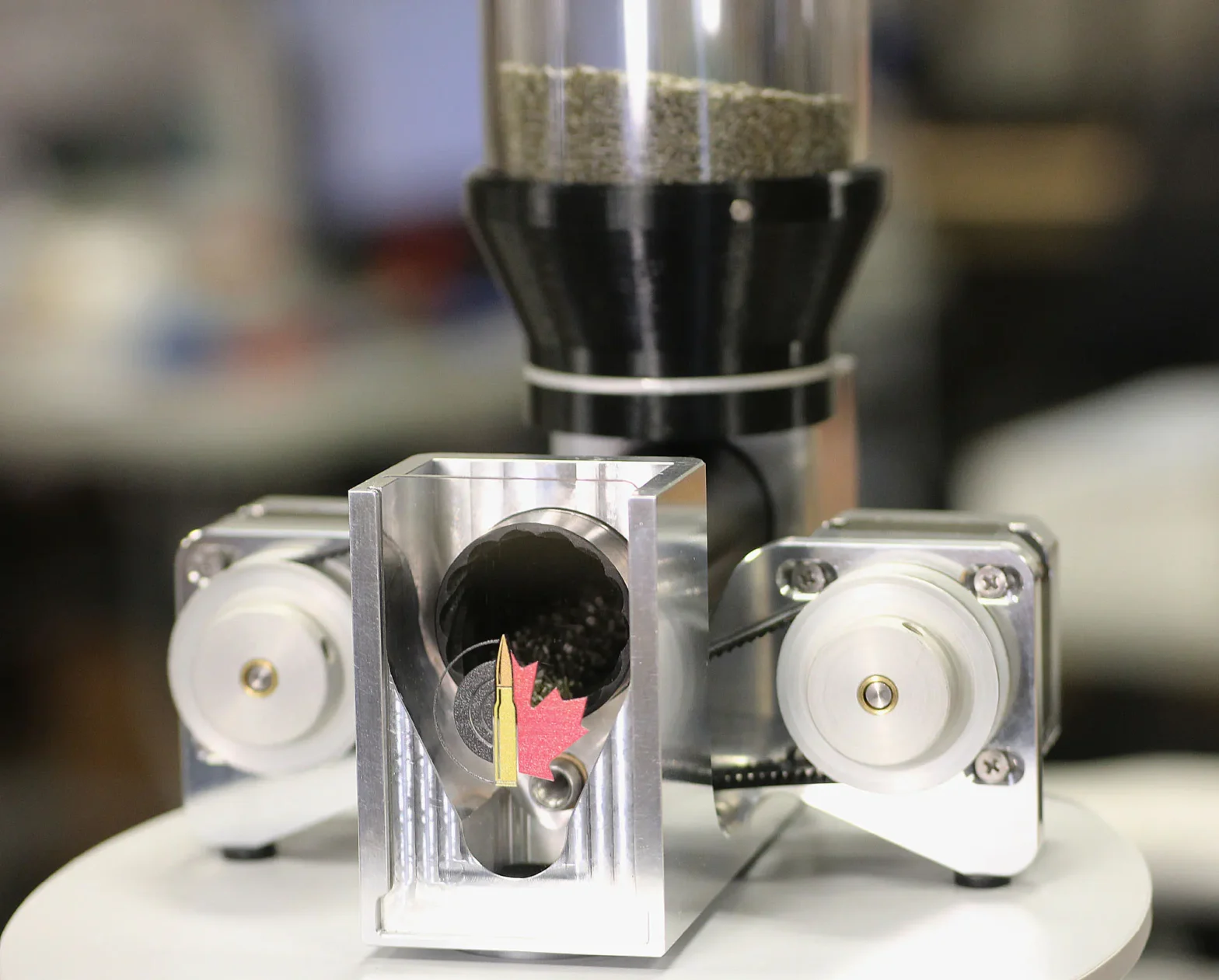 AutoTrickler V4: The Ultimate Precision Powder Dispenser for A&D FX-120i